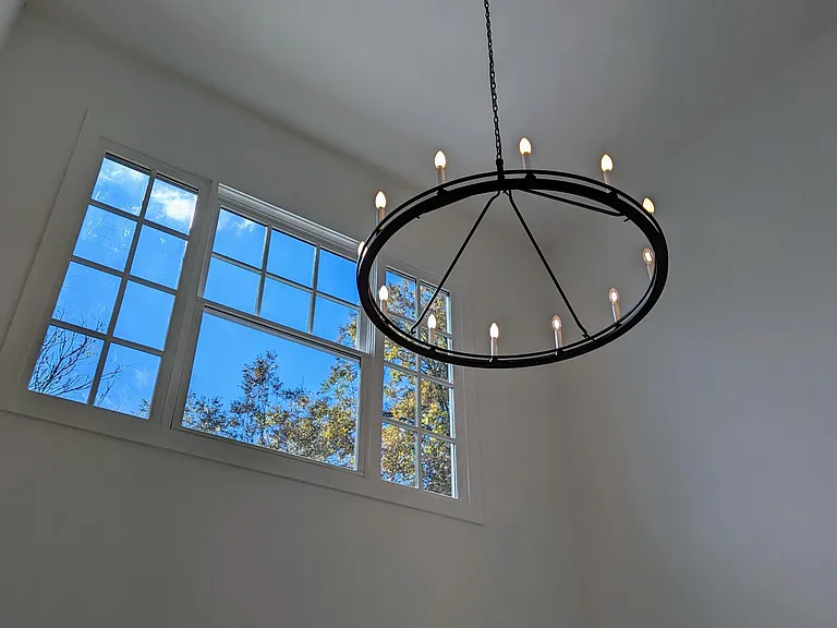 1002 Center St NW — Photo 5