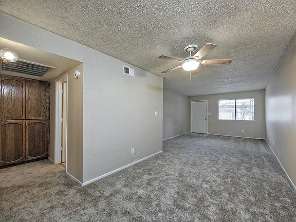 4th image of 3301 E Earll Dr Unit 124