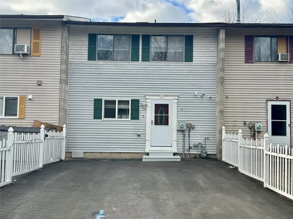 5 N Aspen Road, Middletown, NY 10940