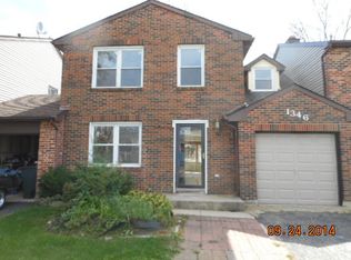 1346 Georgetown Dr, Carol Stream, IL 60188