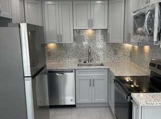 786 12th St, Oakland, CA 94607