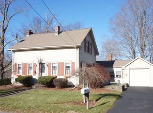 2 Maple St, Plainville, MA 02762