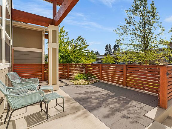 3rd image of 63378 Clearstone Dr