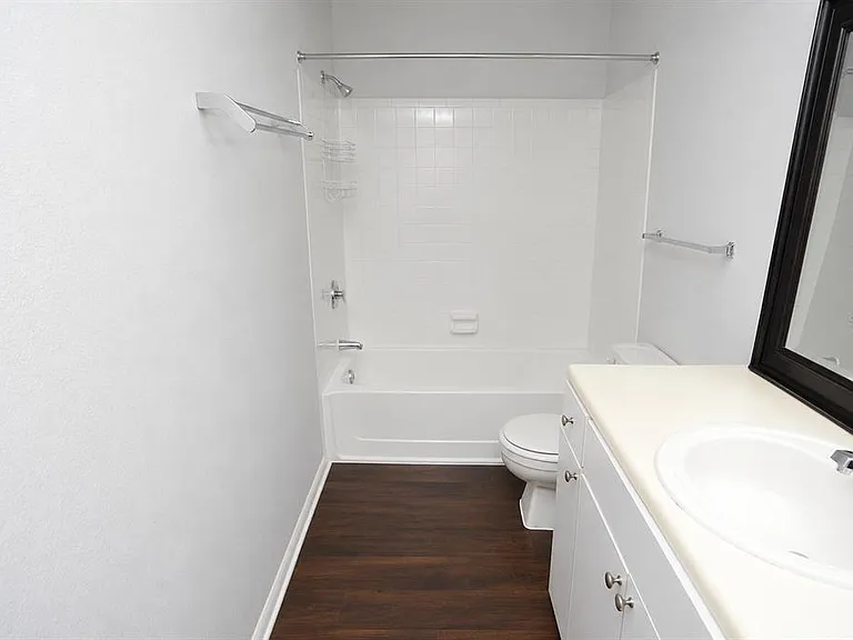 8718 Mallard Reserve Dr #104 — Photo 29