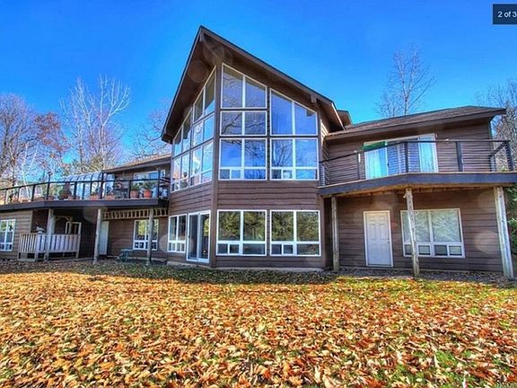 4th image of 254 Island Dr