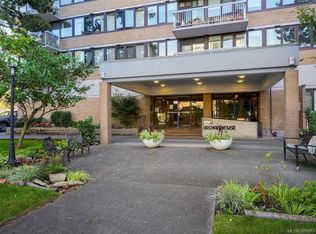 647 Michigan St #408, Victoria, BC V8V1S9