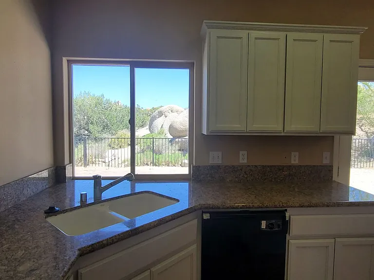 6231 Mirlo Rd — Photo 23