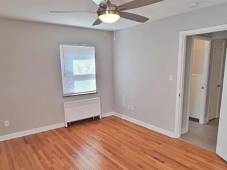 Edroy Court — Photo 16