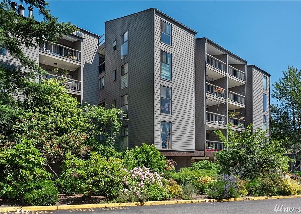 1st image of 6582 137th Ave NE #704