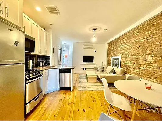 Rented by Voro NYC | media 1