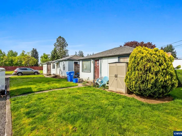224-226 Stark St N, Salem, OR 97303