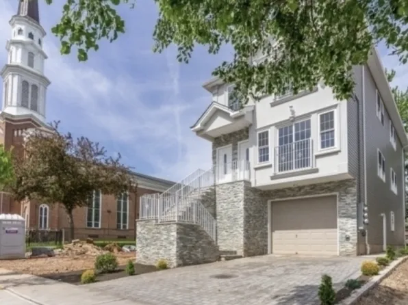 139 Washington Ave #2, Elizabeth, NJ 07202
