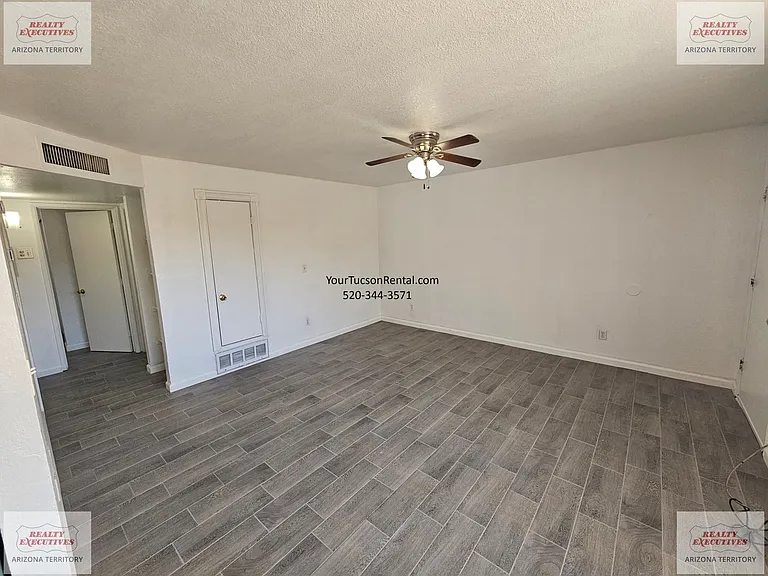 916 S 4th Avenue - Casitas Del Oeste — Photo 10