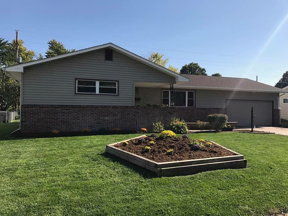 1st image of 2507 W Phoenix Ave