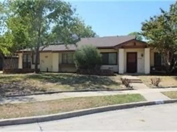 518 Prairie Dell St, Lewisville, TX 75067