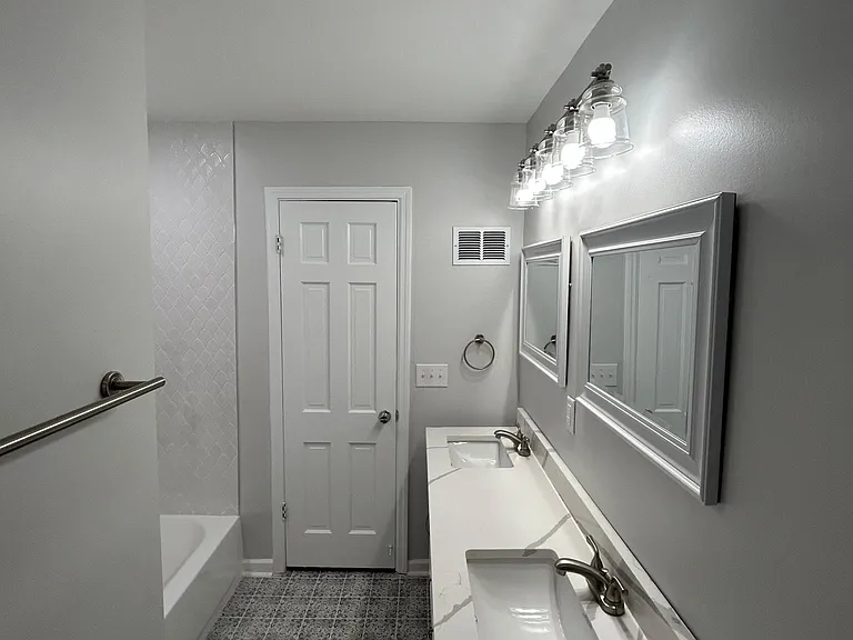 6800 Pine Tree Cir — Photo 37