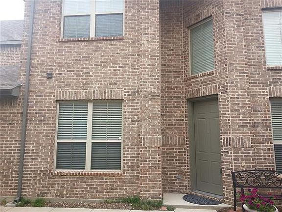 4th image of 390 Hamilton St