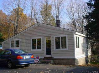 33 Whitney Ave, Trumbull, CT 06611