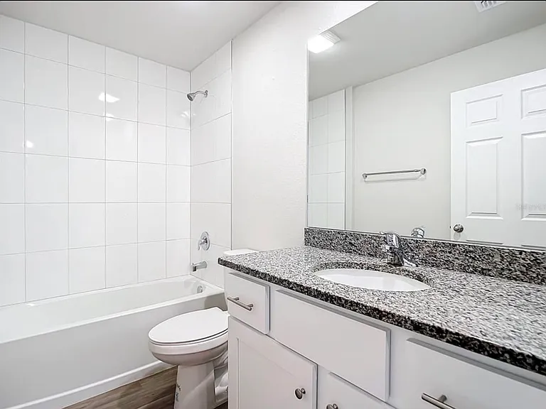 2106 Fernwood St #2106 — Photo 11