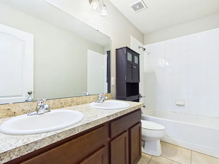 14517 Dunrobin Dr — Photo 13