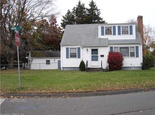 39 Avon Dr, East Hartford, CT 06118