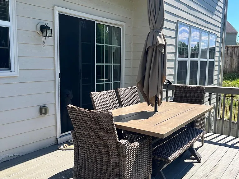612 Friars Head Ct — Photo 18