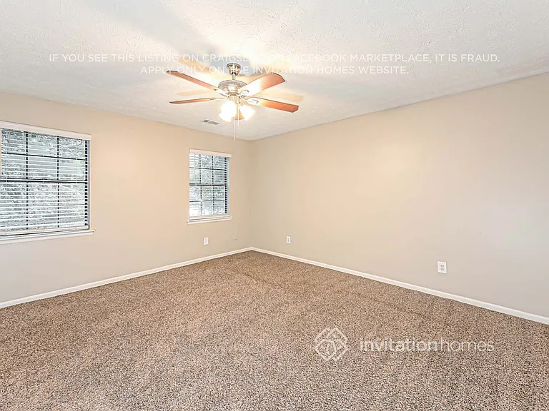 297 Phoenix Dr — Photo 11