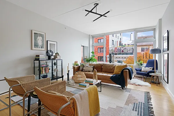 Sold by Compass | media 24