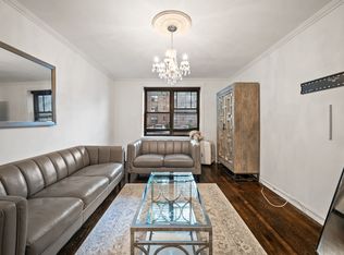 7607 Ditmars Blvd #1, Flushing, NY 11370