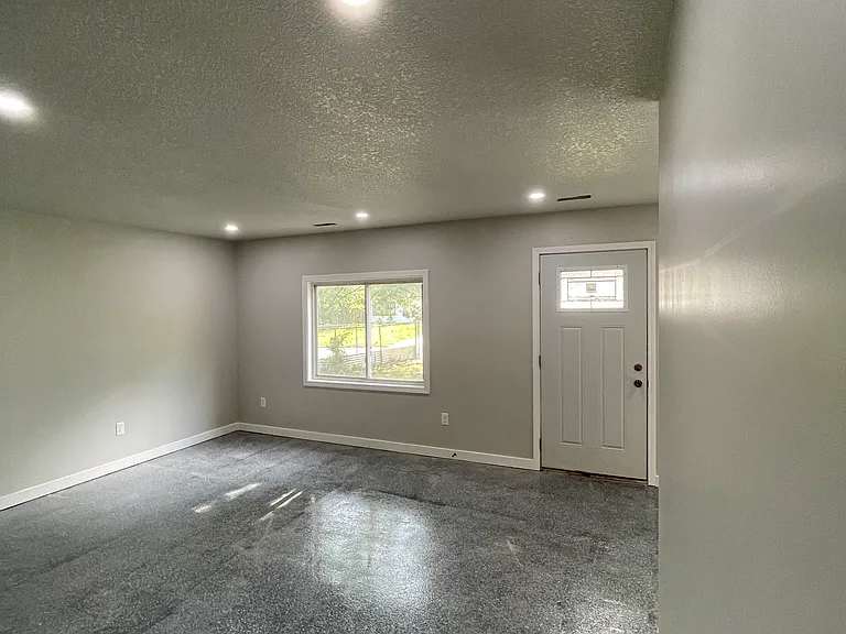 1526 Wedgewood Dr — Photo 14