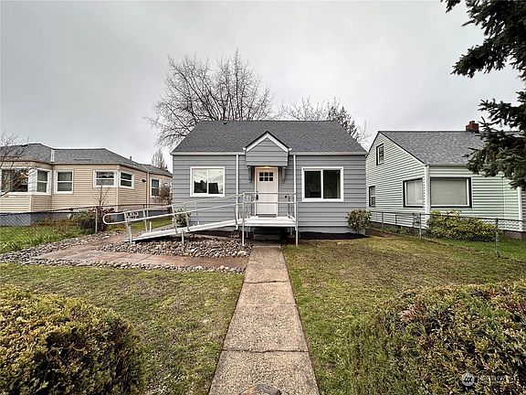 2nd image of 840 S Trafton Street