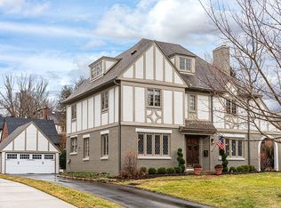 248 Beverly Pl, Oakwood, OH 45419