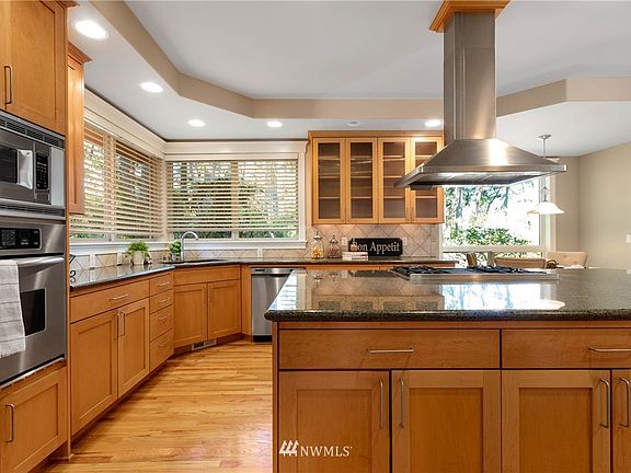 3rd image of 5517 Old Stump Drive NW