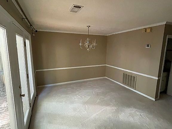 5th image of 1723 Saint Charles Pl
