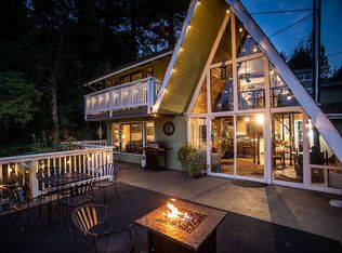 31 E Mountain View Ln, Belfair, WA 98528