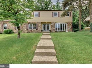 2540 Kirk Dr, Huntingdon Valley, PA 19006