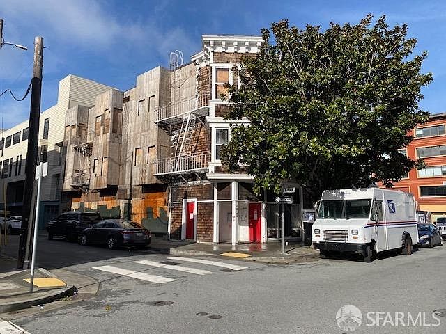 1st image of 2231 Powell St