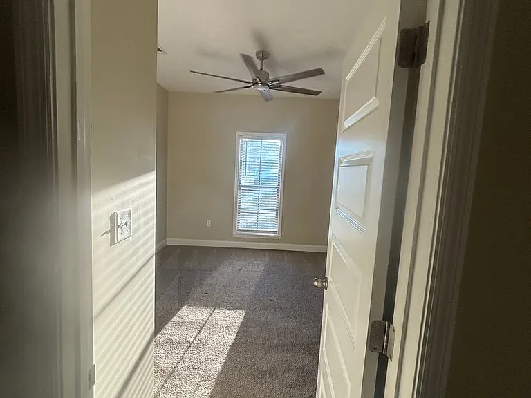 3941 Valiant Ct — Photo 11