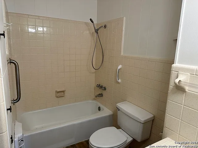502 Cypress St — Photo 10