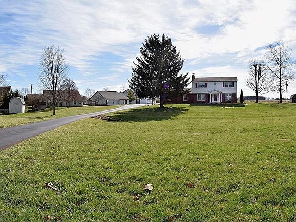 3rd image of 486 E Edgewood Dr