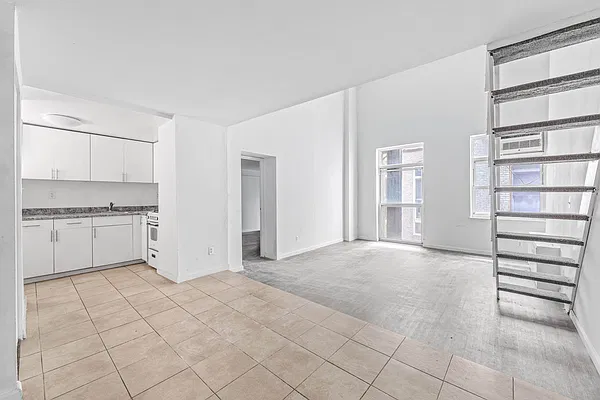 Living room, photo 4