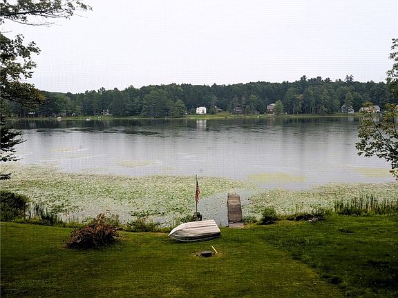 3rd image of 116 W Summit Rd