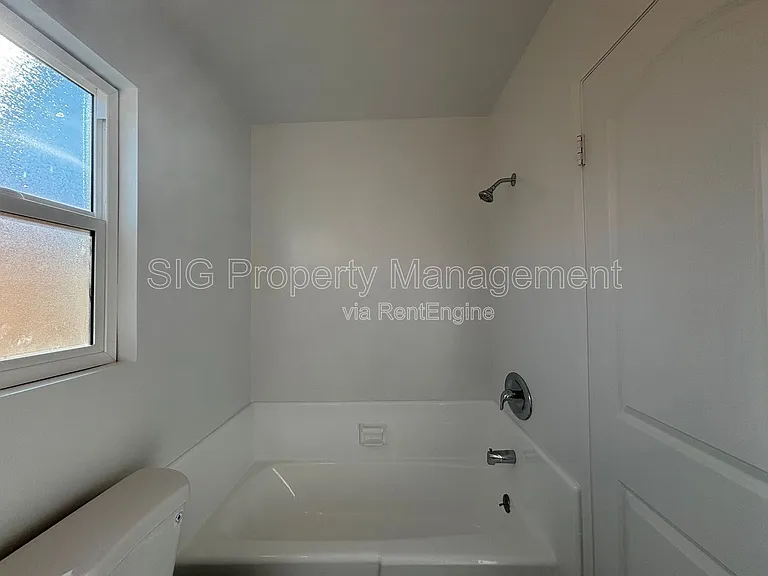 1163 Winchester Ave #5 — Photo 21