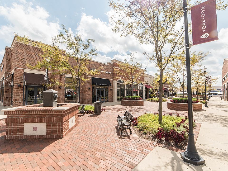 2nd image of 125 Majestic Dr