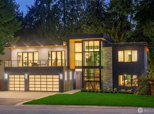 2435 109th Ave SE, Bellevue, WA