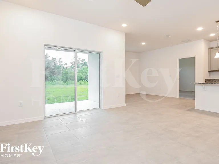 1196 Spokane Point — Photo 4