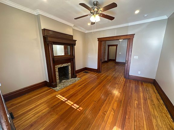 4th image of 138 E Lincoln St #140