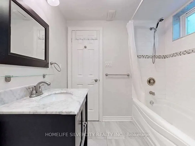 256 Weighton Dr — Photo 21