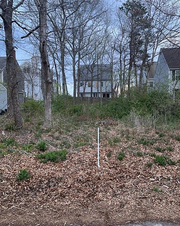 1st image of 37 Hillside Dr
