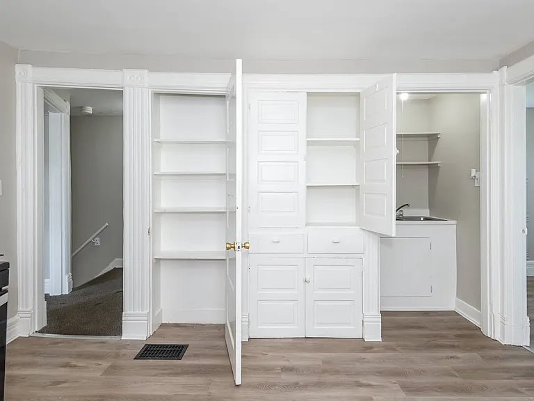 115 E Foraker St #3 — Photo 8